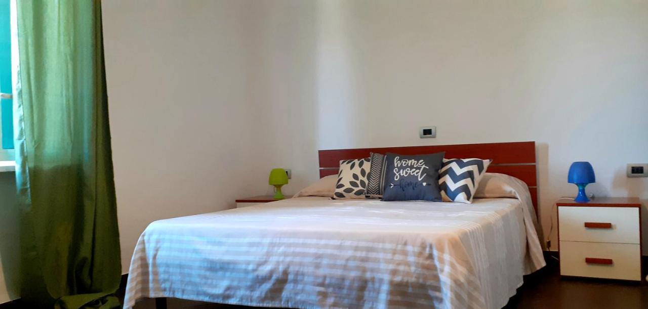 8 Via V. Monti Villa Loiri Porto San Paolo Екстериор снимка