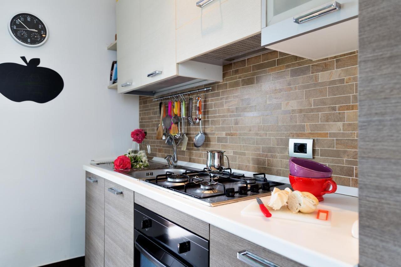 8 Via V. Monti Villa Loiri Porto San Paolo Екстериор снимка