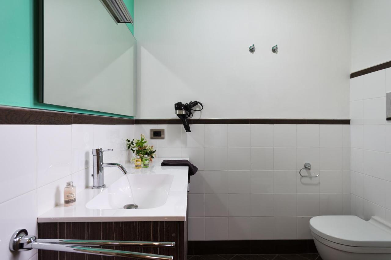 8 Via V. Monti Villa Loiri Porto San Paolo Екстериор снимка
